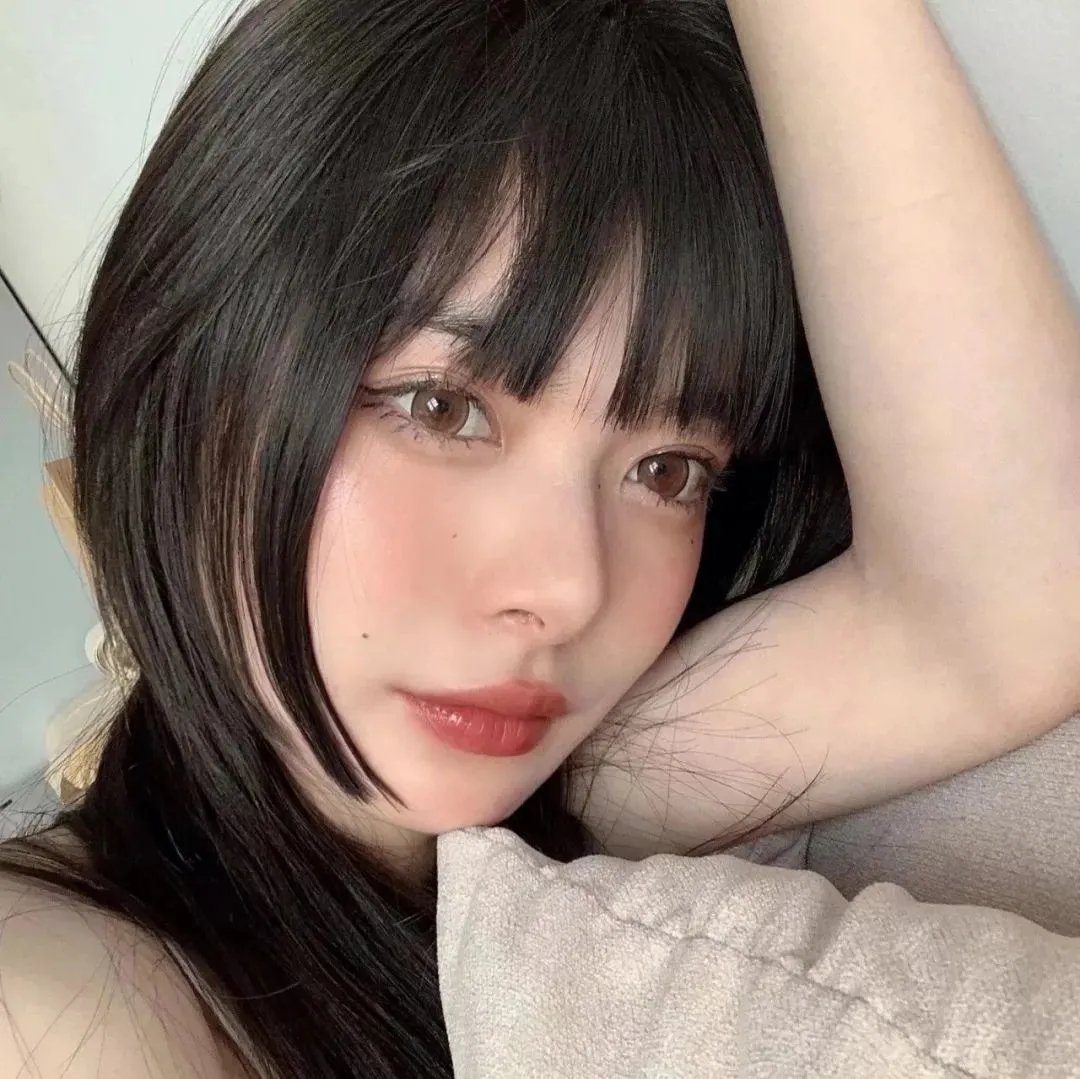 我亲爱的失败者之怪物浪漫海报